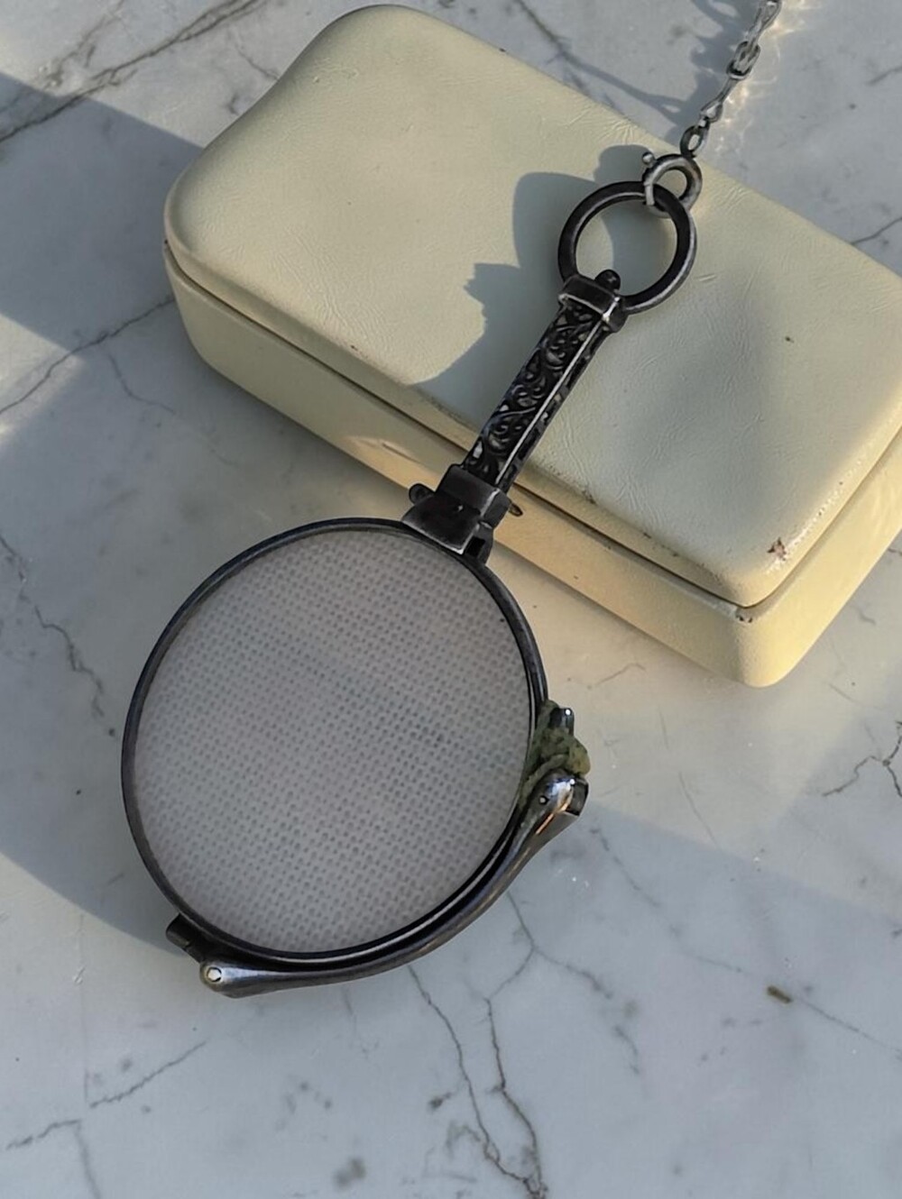 Antique Art Nouveau Original Lorgnette Folding Magnifying Glass Necklace